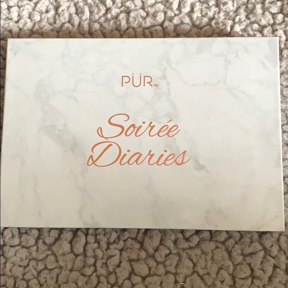 Pür Cosmetics Soirée Diaries eyeshadow palette